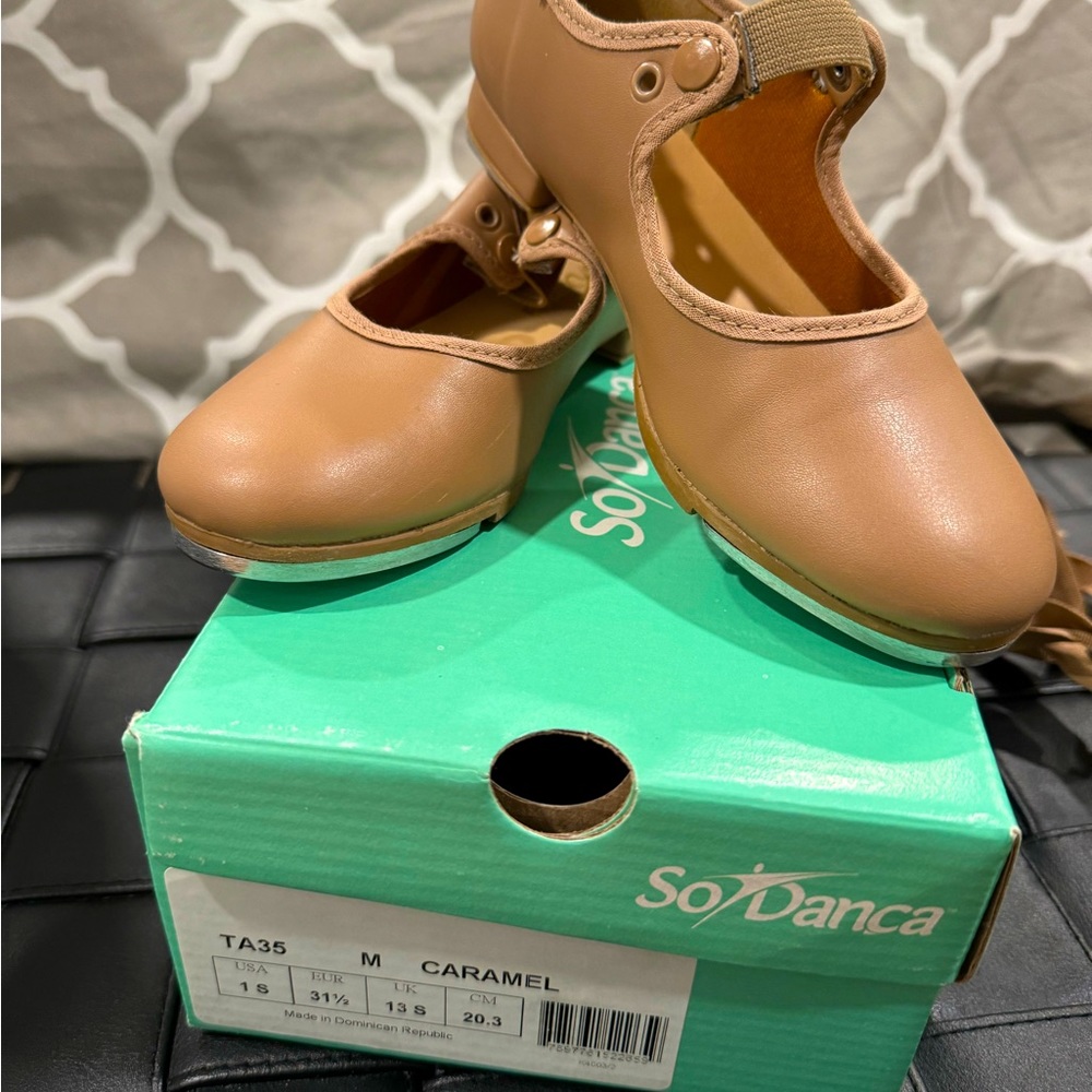 So Danca Girl’s Caramel Tap Shoes